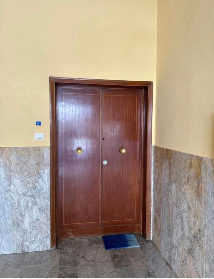 Azure Spot In Siena Centre - Apt Centrale Con Balcone Ngoại thất bức ảnh